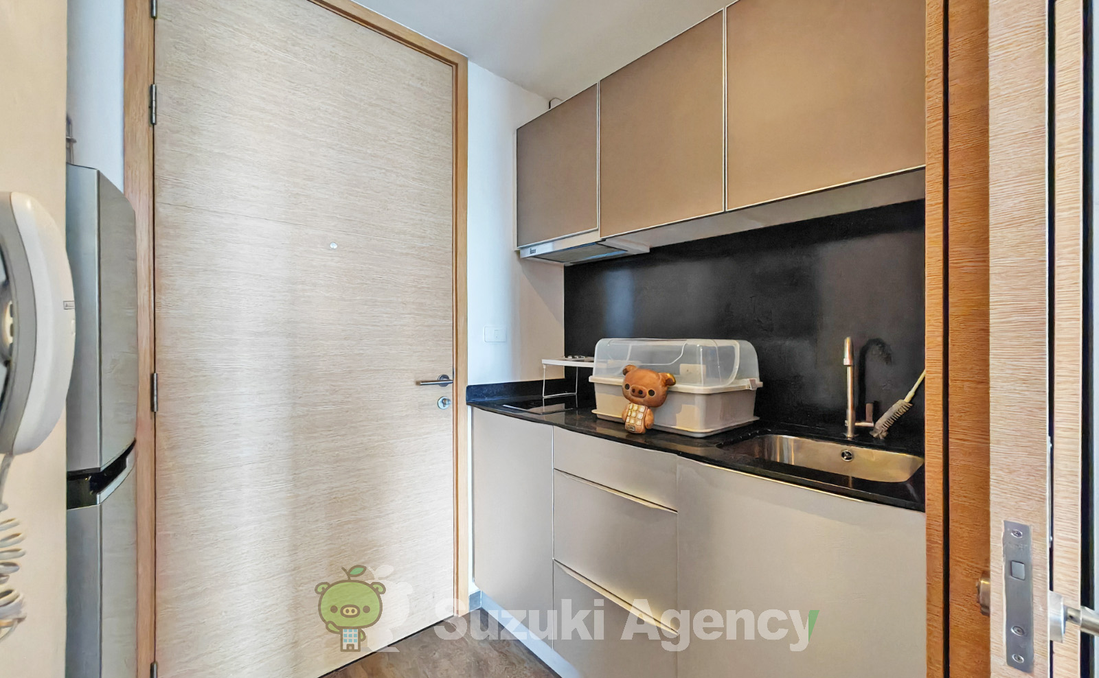The Lofts Ekkamai の写真