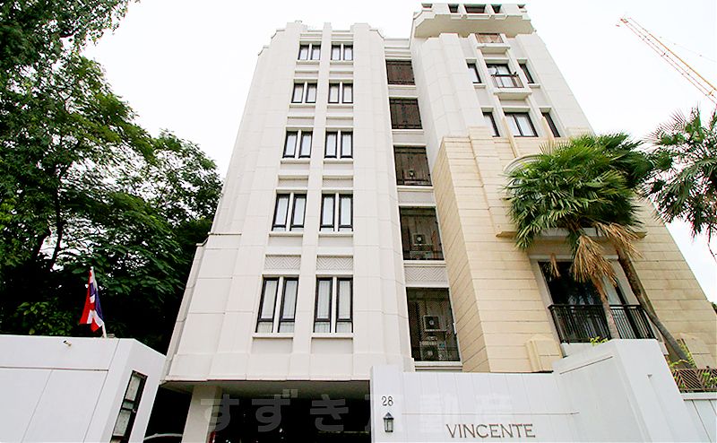 Vincente Sukhumvit 49 の外観