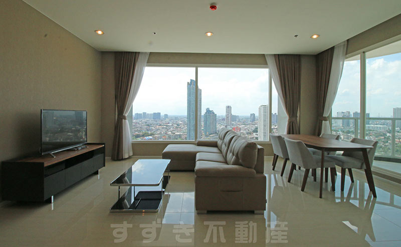 Menam Residences Condominium