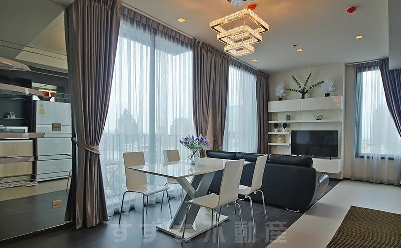Edge Sukhumvit 23