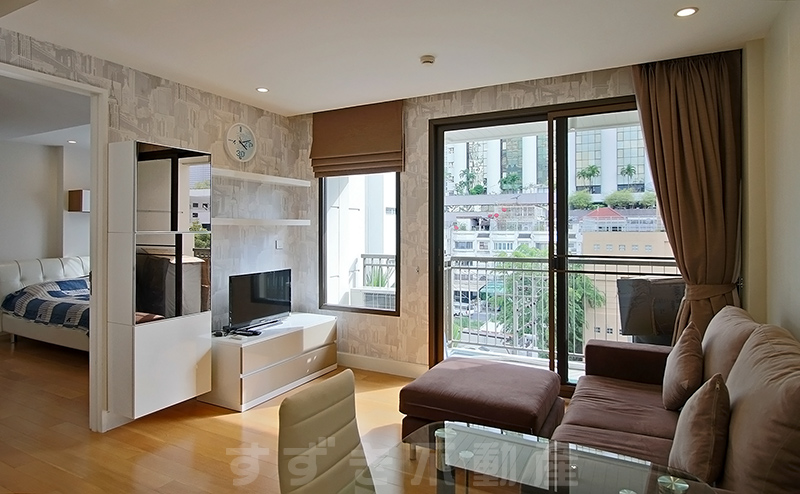 Collezio Sathorn-Pipat