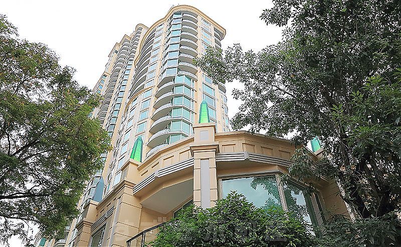 Royce Private Residences (Owner No.10101)