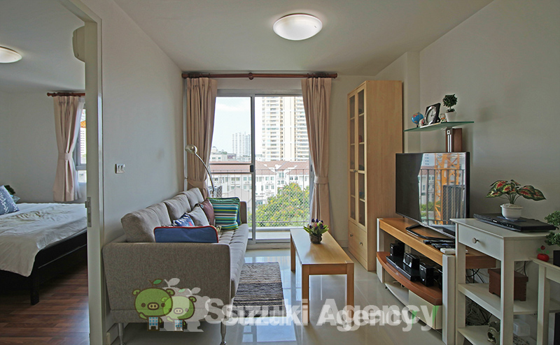 The Clover Thonglor Residence