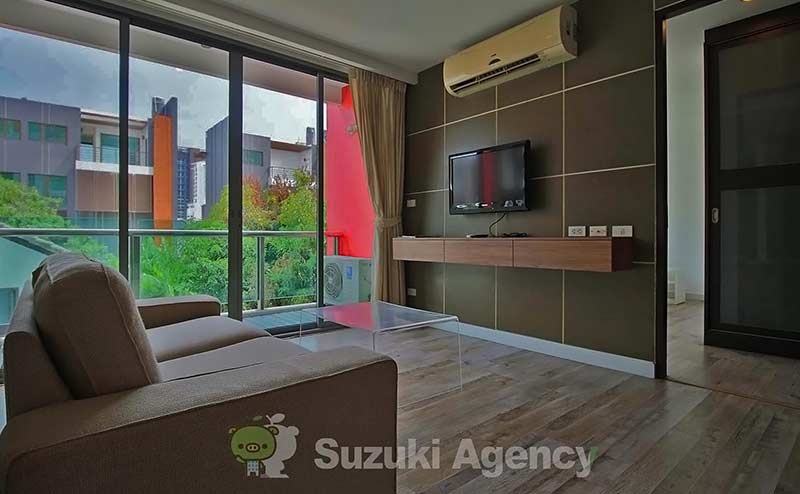 CLICK CONDO Modern Sukhumvit 65