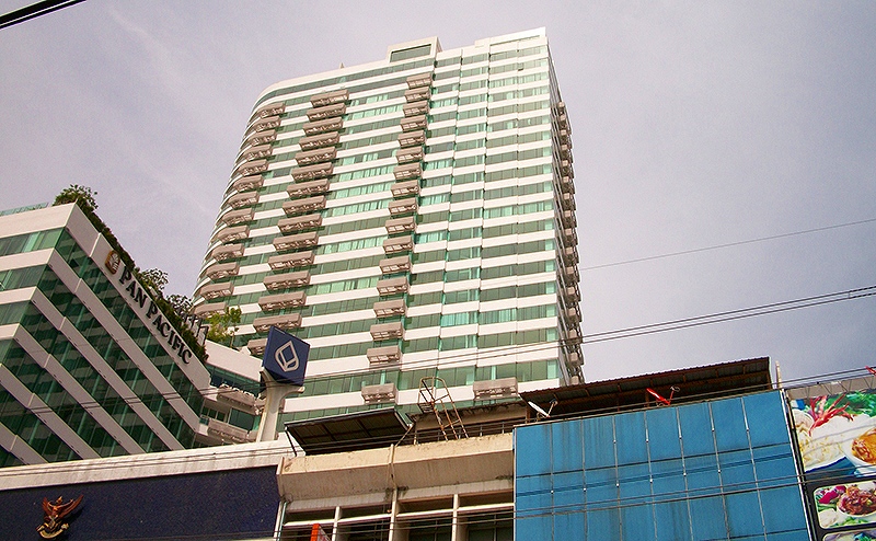 Eight Thonglor Residence