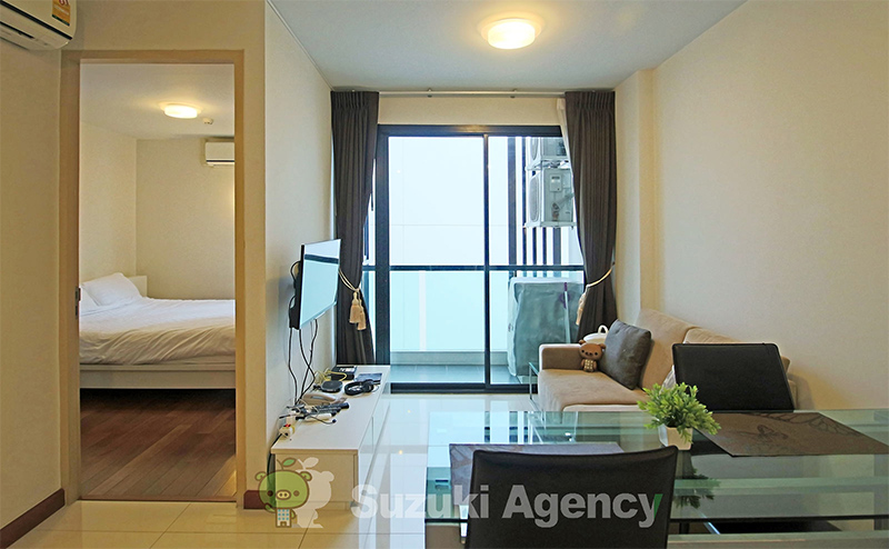 Le Cote Thonglor 8