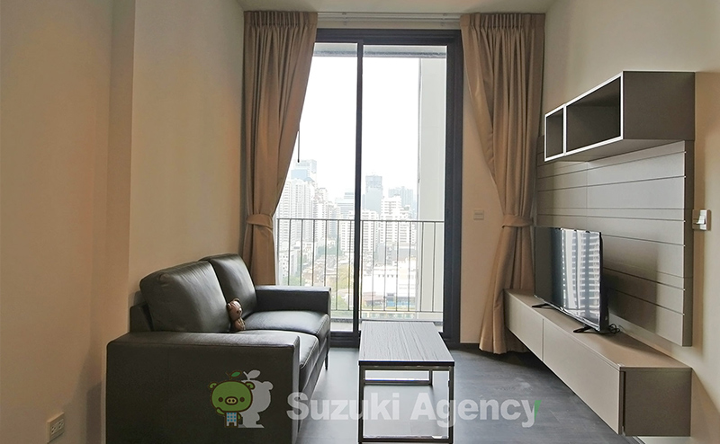 Edge Sukhumvit 23