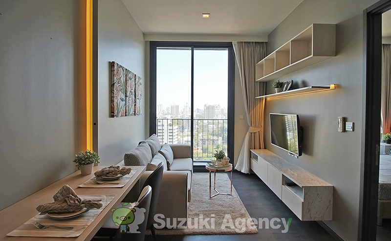 Edge Sukhumvit 23