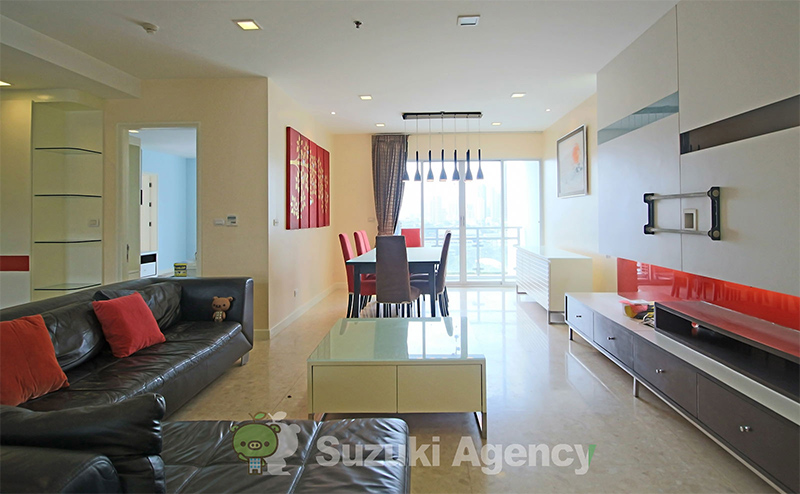 Nusasiri Grand Condo の外観