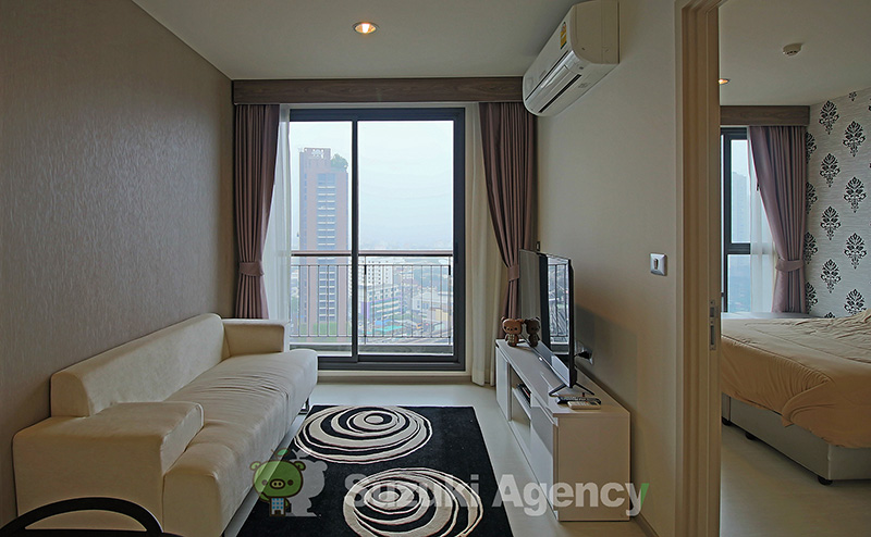 Rhythm Sukhumvit 42