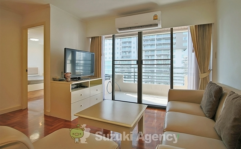 Acadamia Grand Tower