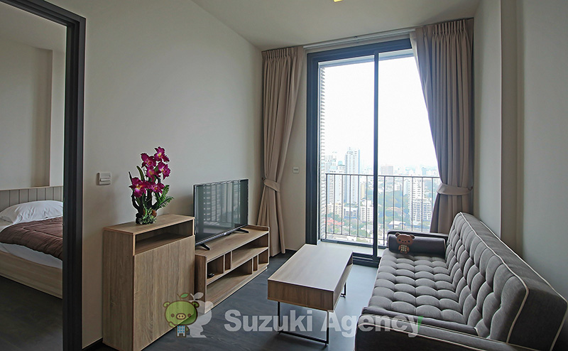 Edge Sukhumvit 23