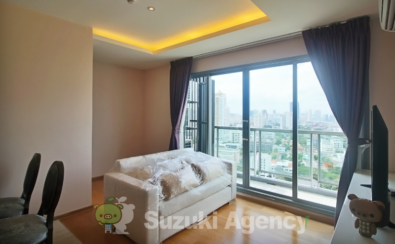 H Sukhumvit 43