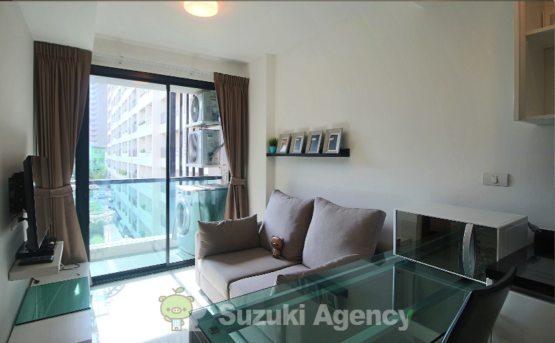 Le Cote Thonglor 8