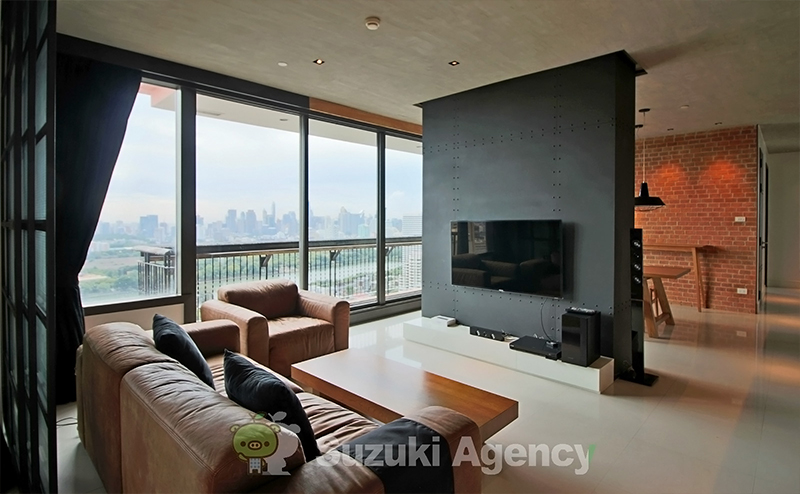 Aguston Sukhumvit 22 (Owner No.11621)