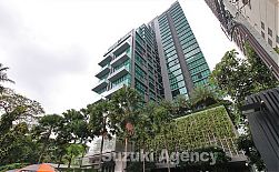 The Room Sukhumvit 21 の外観