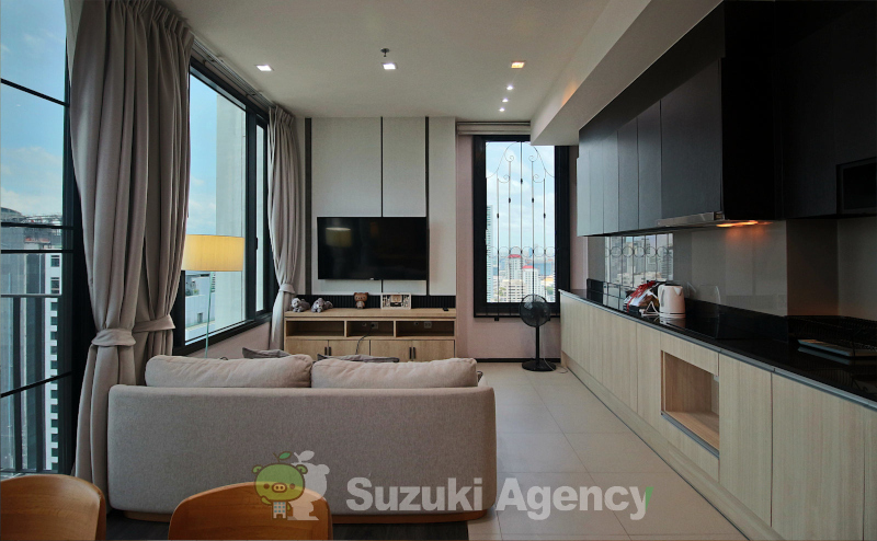 Edge Sukhumvit 23