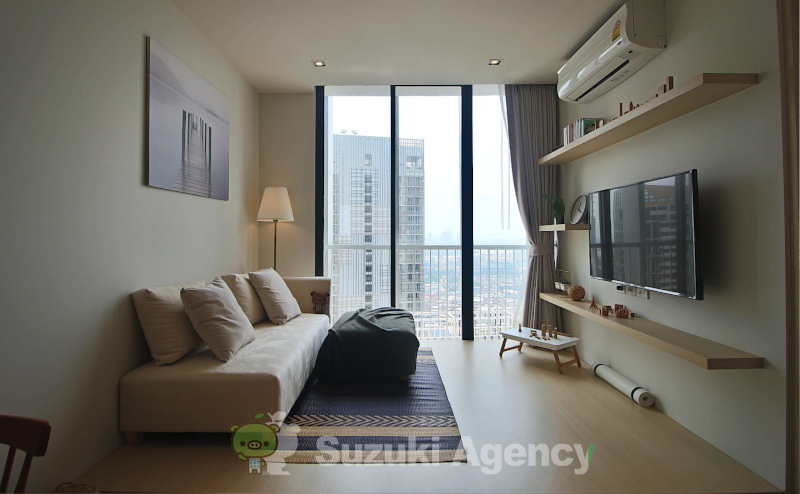 Park Origin Phrom Phong