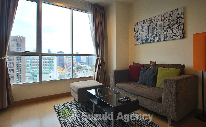 Life@Sukhumvit 65 の外観