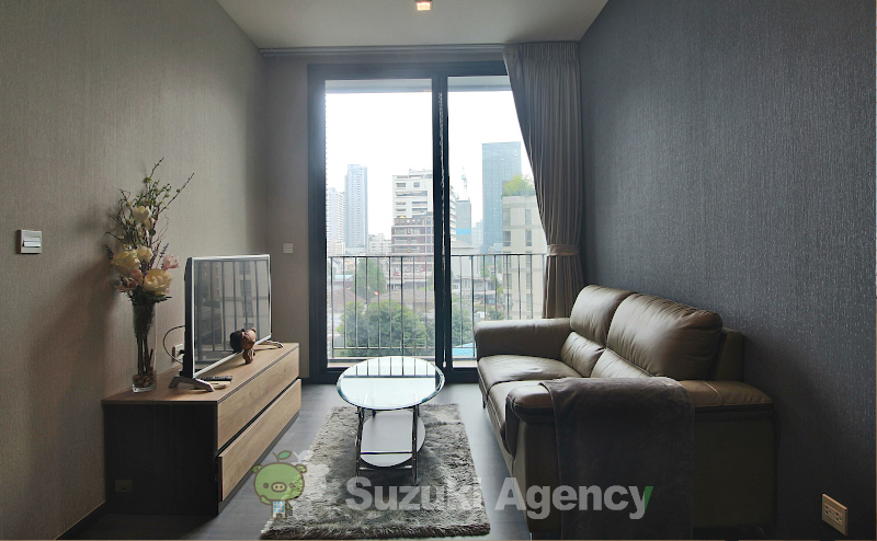 Edge Sukhumvit 23