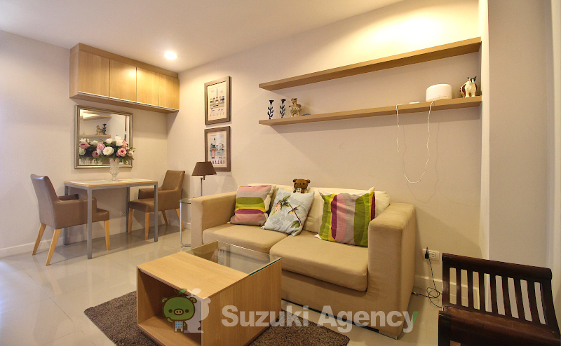 Zenith Place Sukhumvit 42