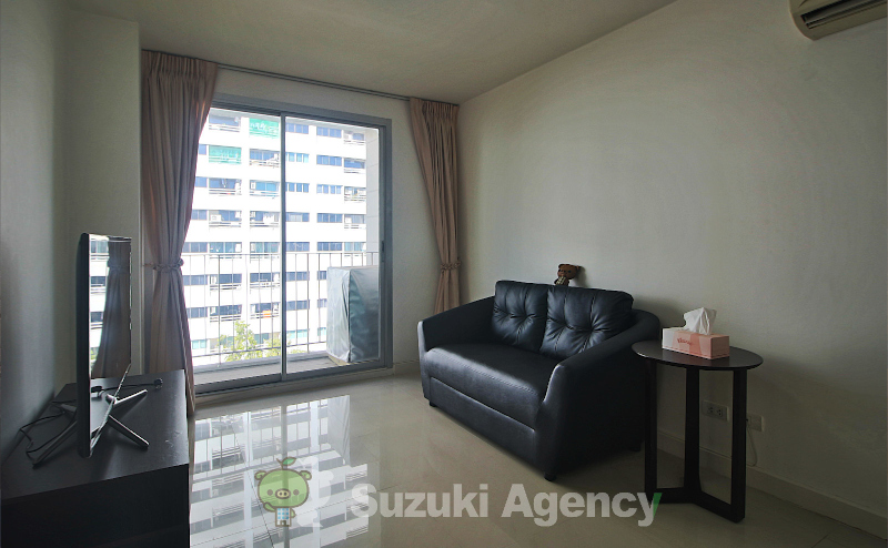 The Clover Thonglor Residence