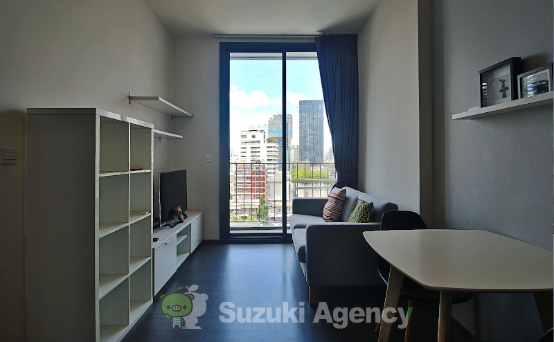 Edge Sukhumvit 23