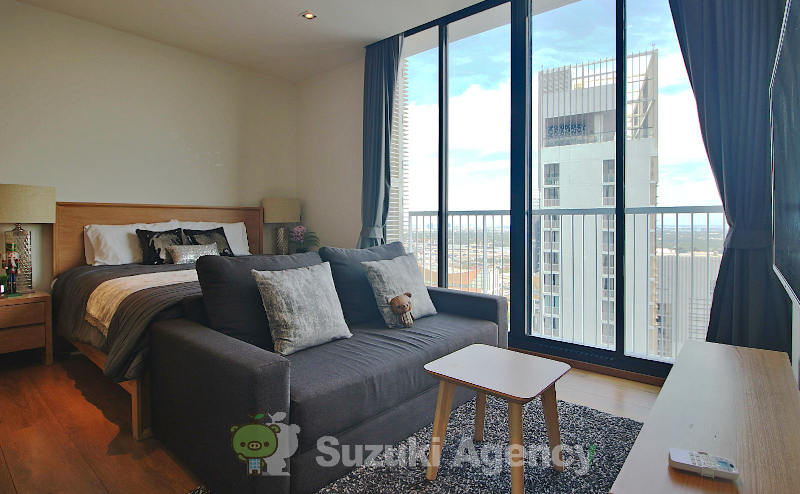 Park Origin Phrom Phong