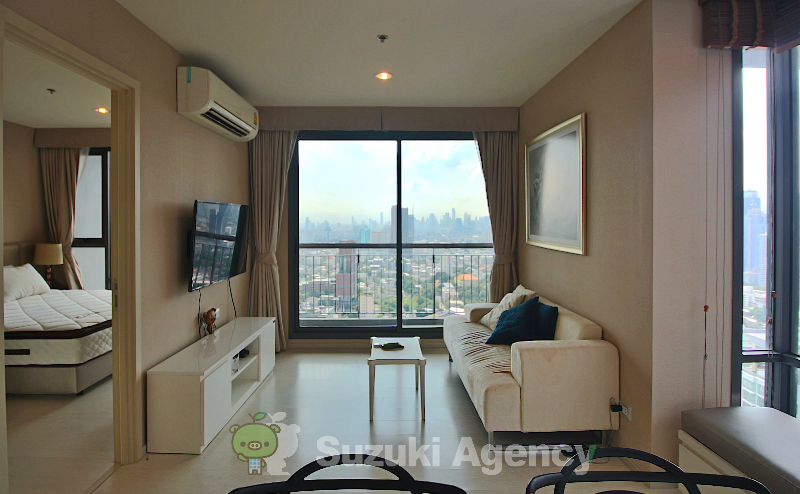 Rhythm Sukhumvit 42