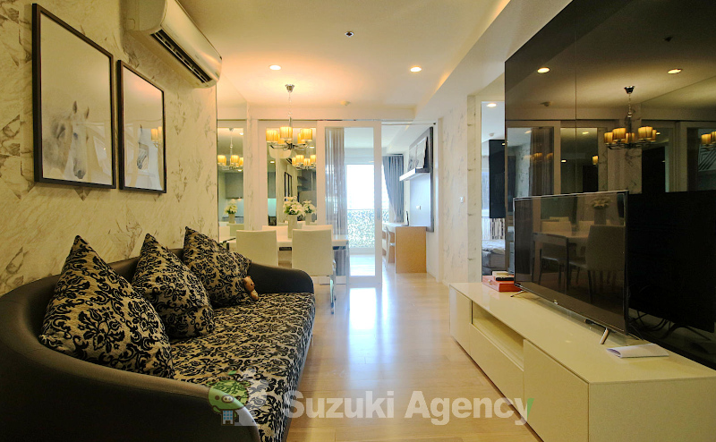 15 Sukhumvit Residence