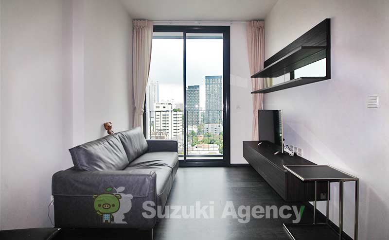 Edge Sukhumvit 23