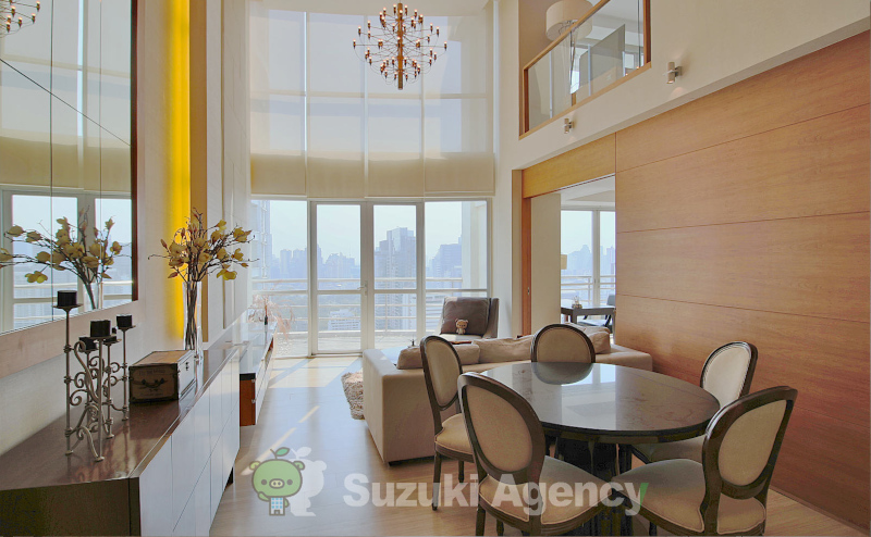 The Rajdamri Condo