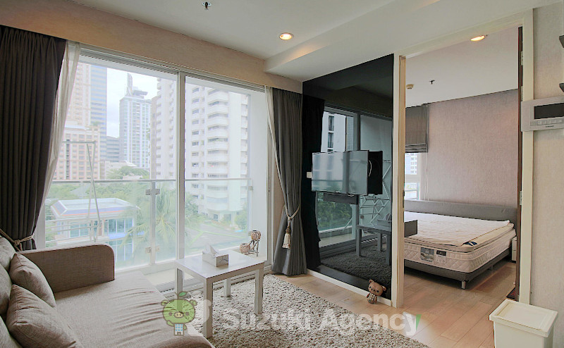 15 Sukhumvit Residence