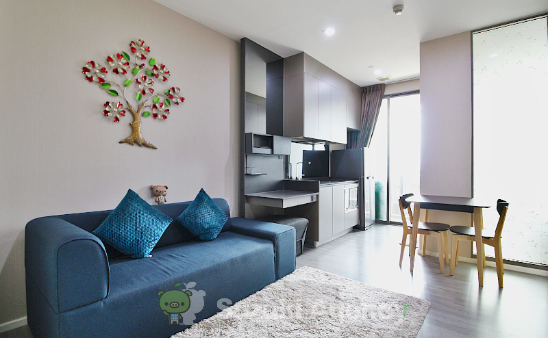 The Room Sukhumvit 69 の外観