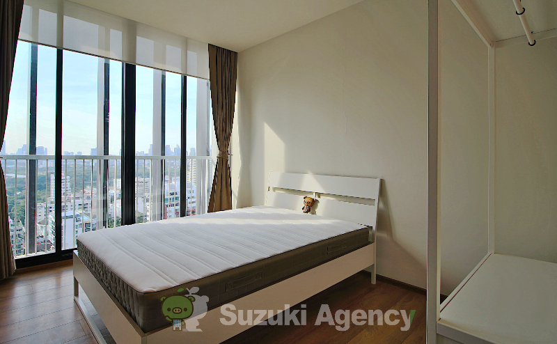 Park Origin Phrom Phong の外観