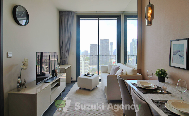 Edge Sukhumvit 23