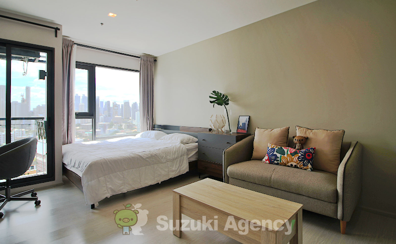Rhythm Sukhumvit 36-38 の外観