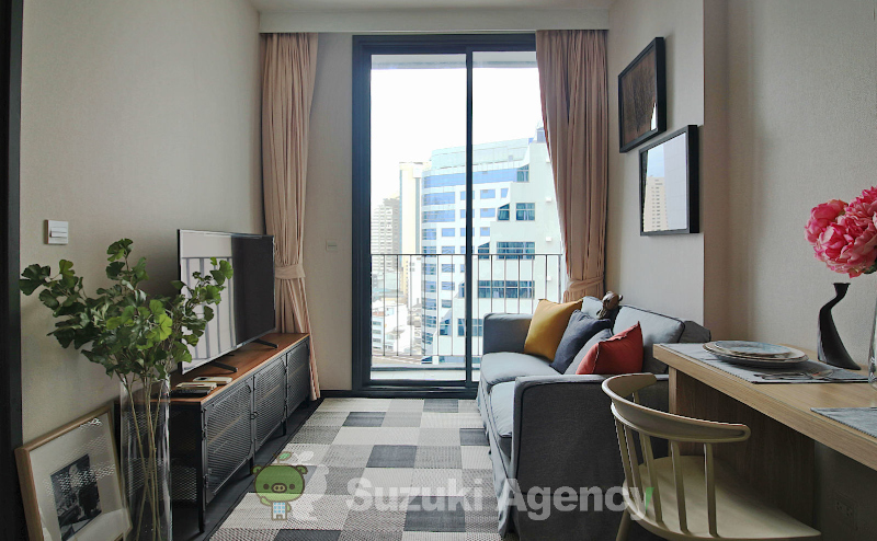 Edge Sukhumvit 23