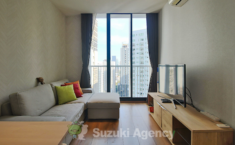 Park Origin Phrom Phong