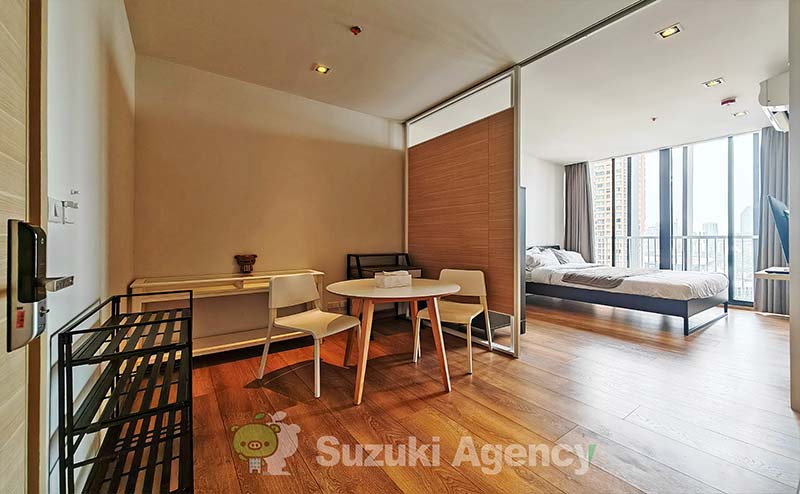Park Origin Phrom Phong