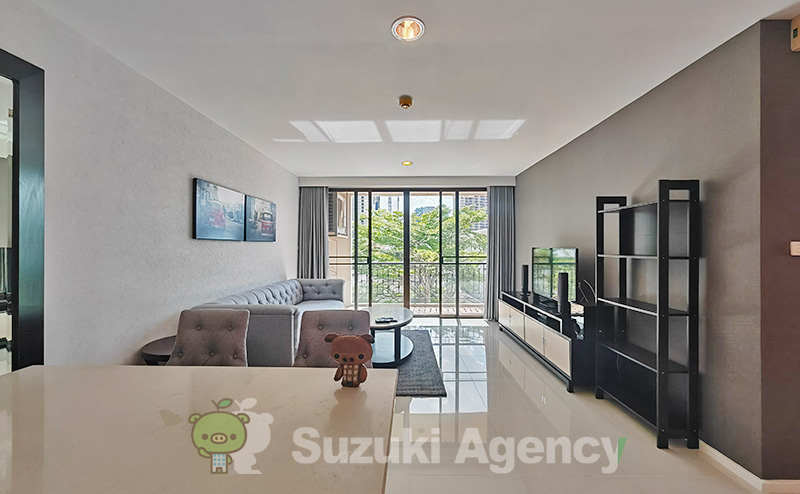 Pearl Residence Sukhumvit 24 の外観