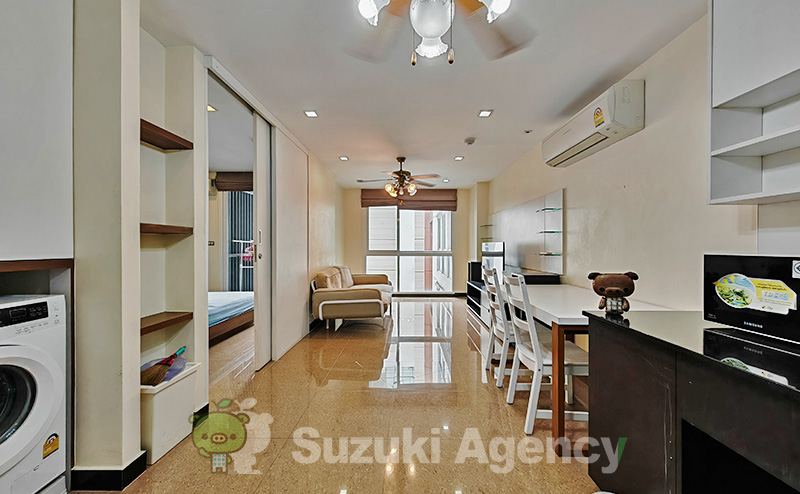 Tree Condo Luxe Sukhumvit 52 の外観