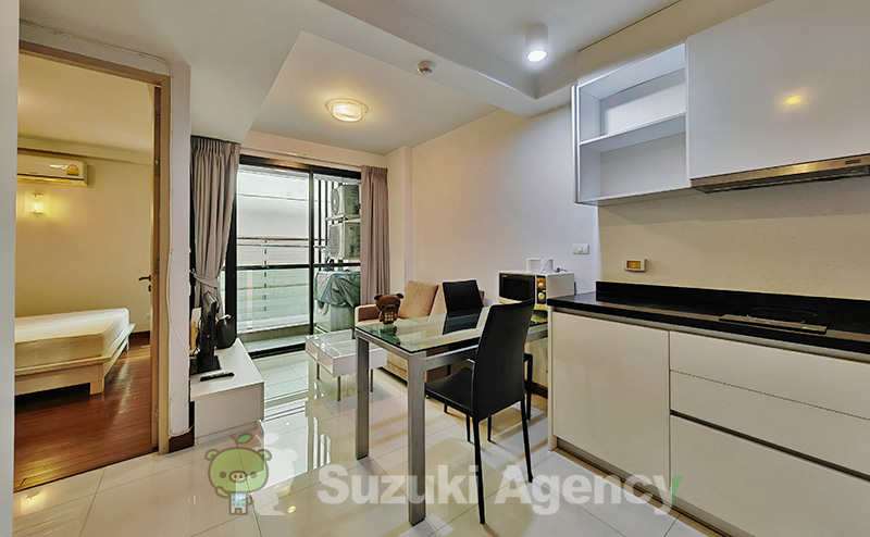 Le Cote Thonglor 8