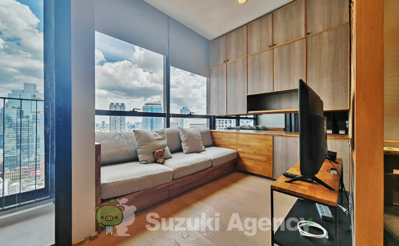 Ashton Chula - Silom