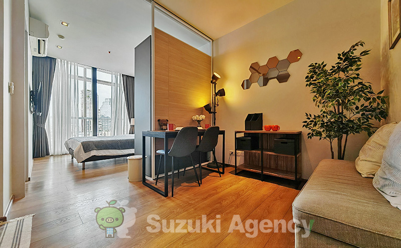 Park Origin Phrom Phong