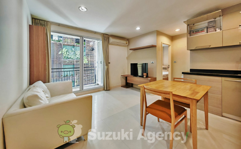 The Crest Sukhumvit 24