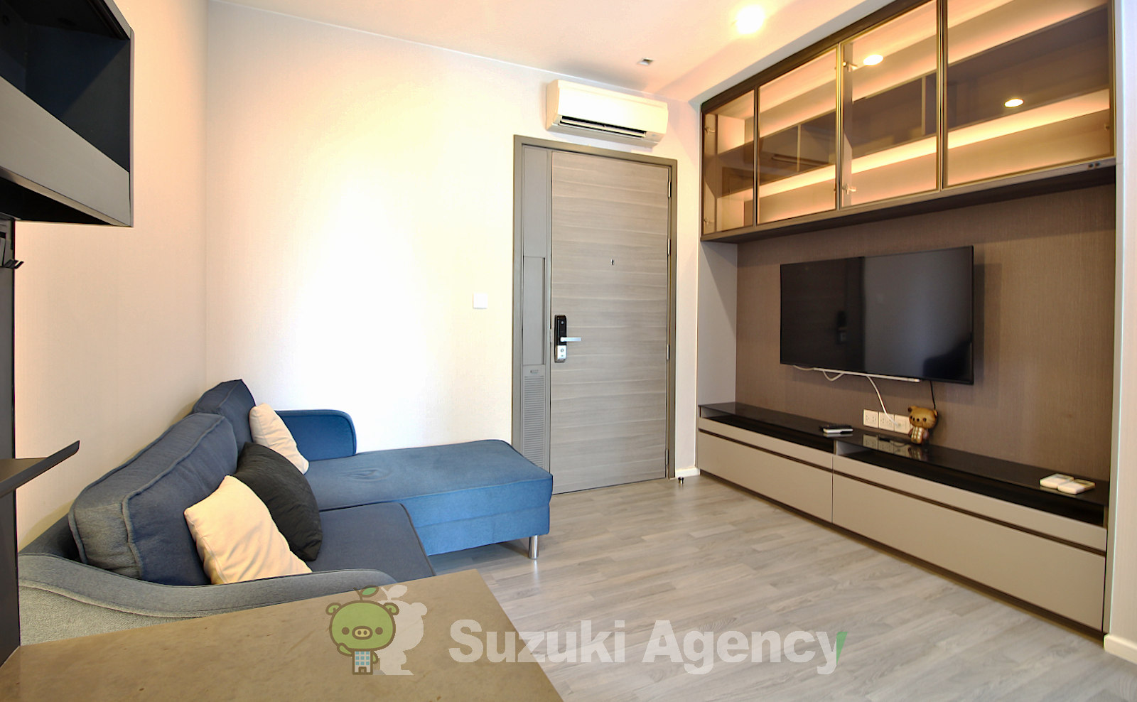 The Room Sukhumvit 69 の写真