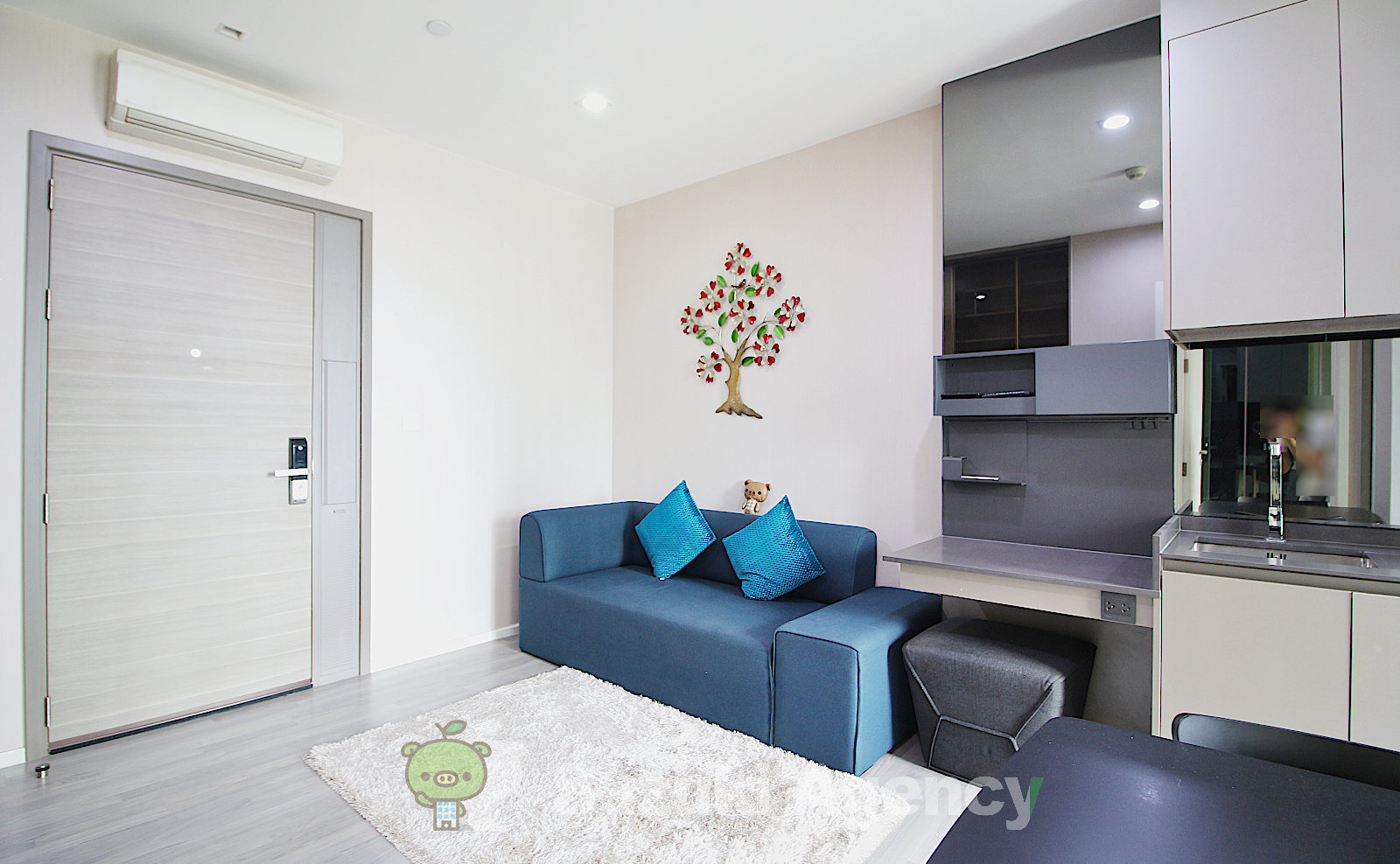 The Room Sukhumvit 69 の写真