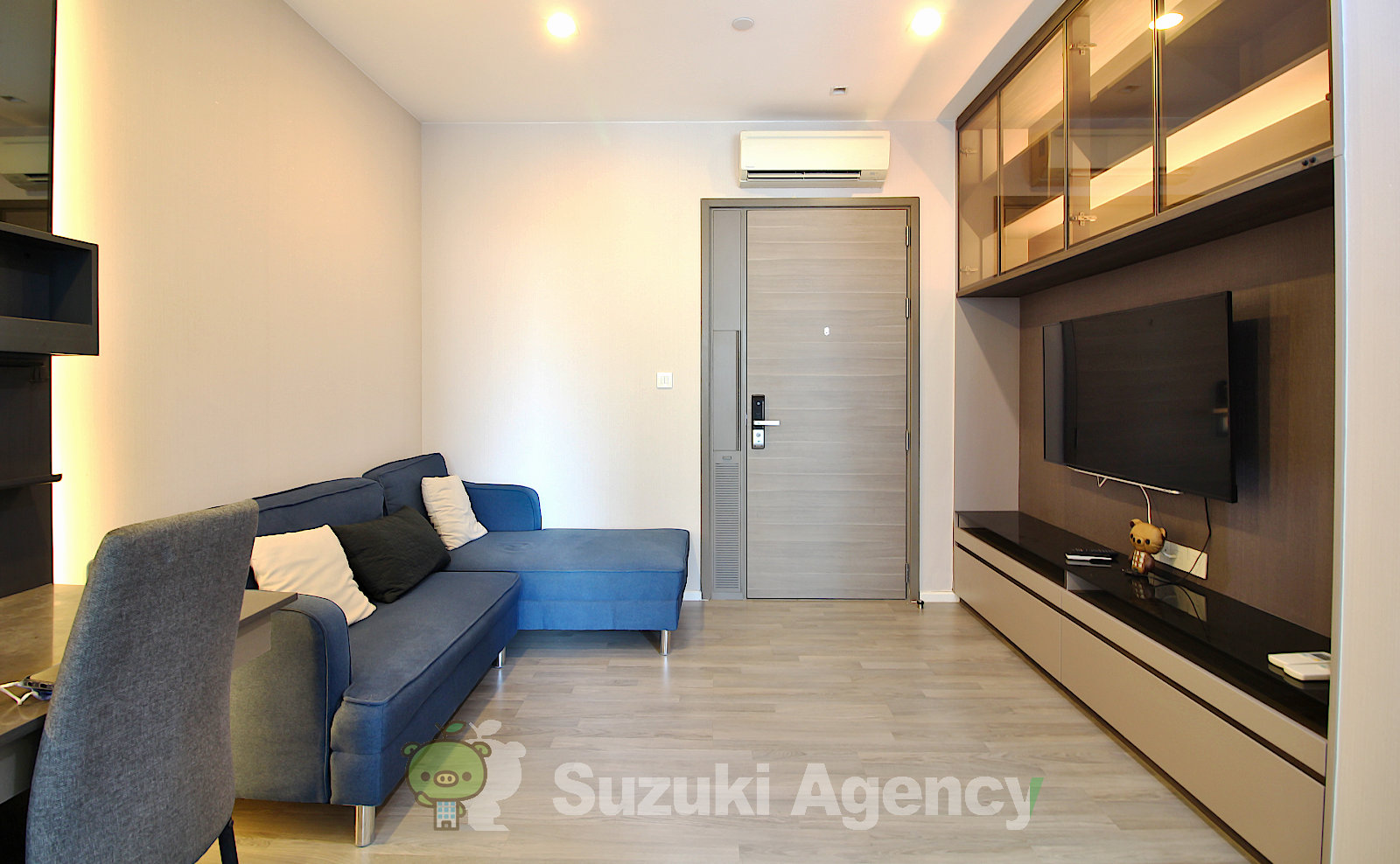 The Room Sukhumvit 69 の写真
