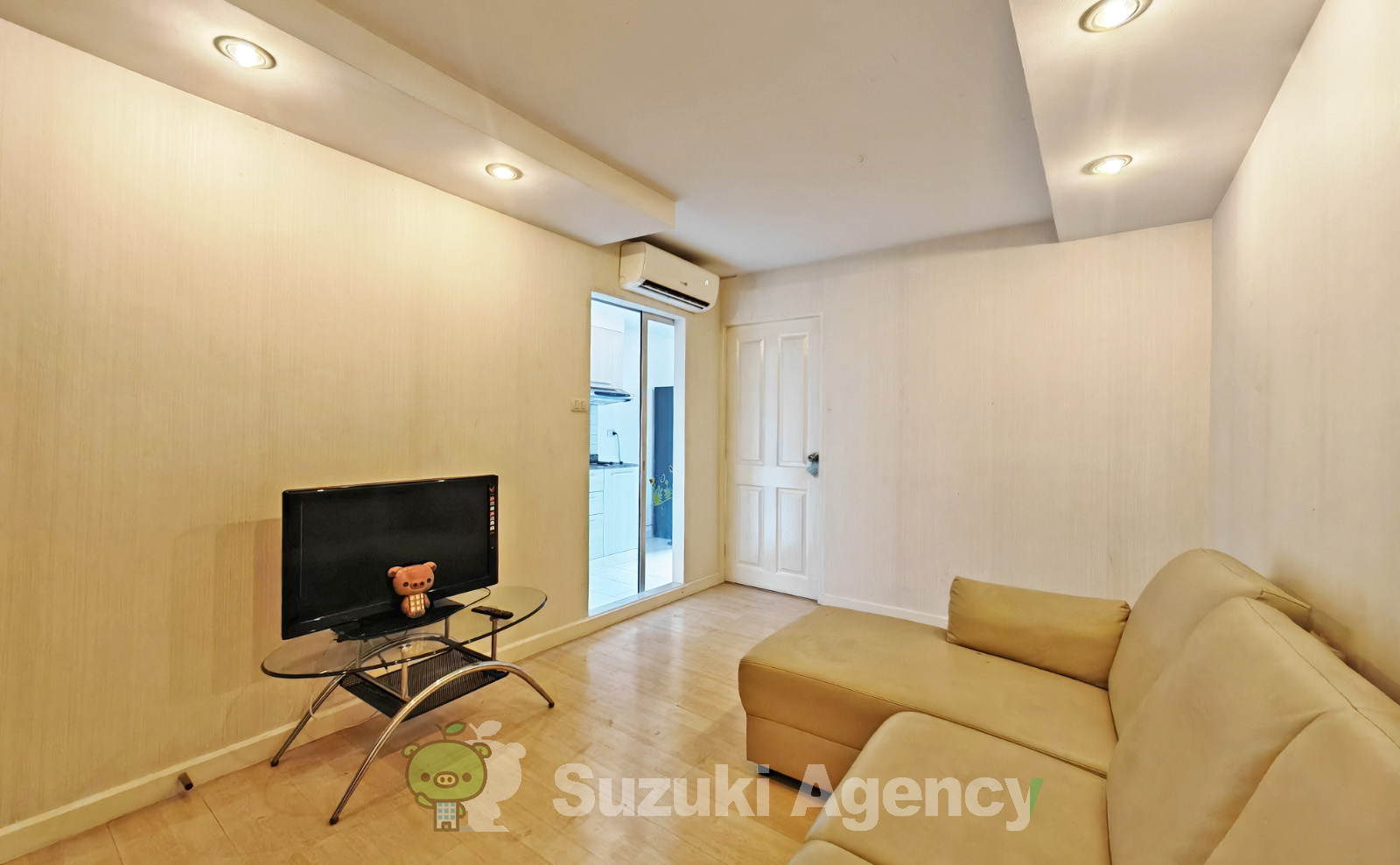 Zenith Place Sukhumvit 71 の写真
